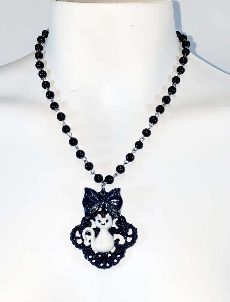 Snow Kitty Necklace